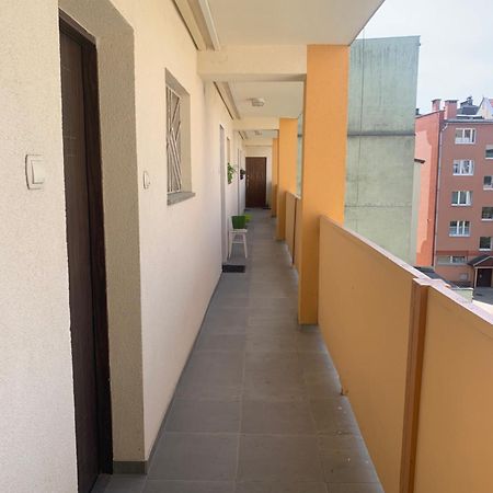 Apartament Antrakt Jelenia Góra Buitenkant foto