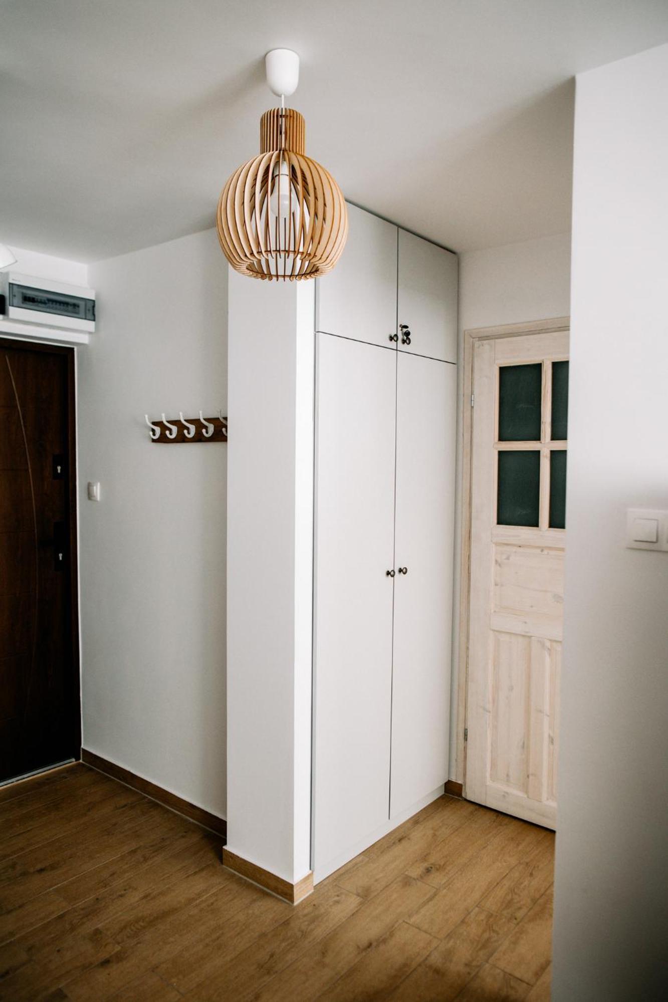Apartament Antrakt Jelenia Góra Buitenkant foto